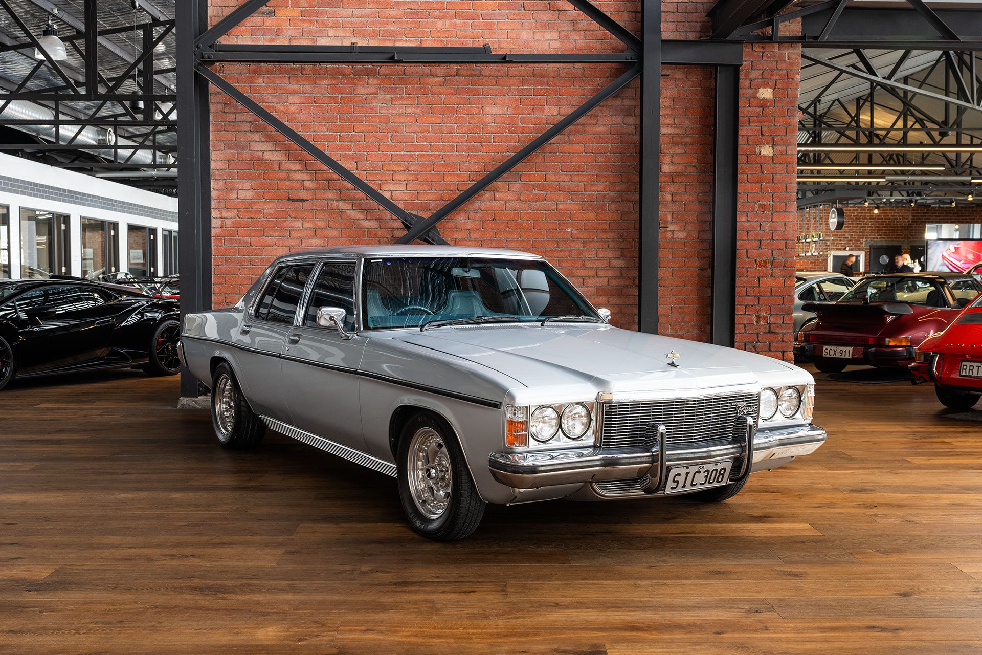 Image of Statesman Caprice